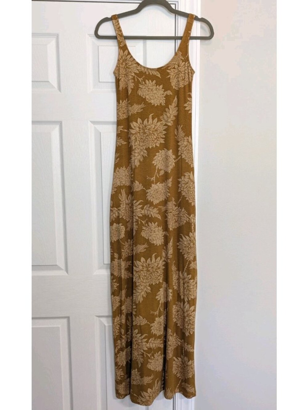 NOVELLA ROYALE Maxi Tank Top Dress Gold Dahlia Floral Size Small